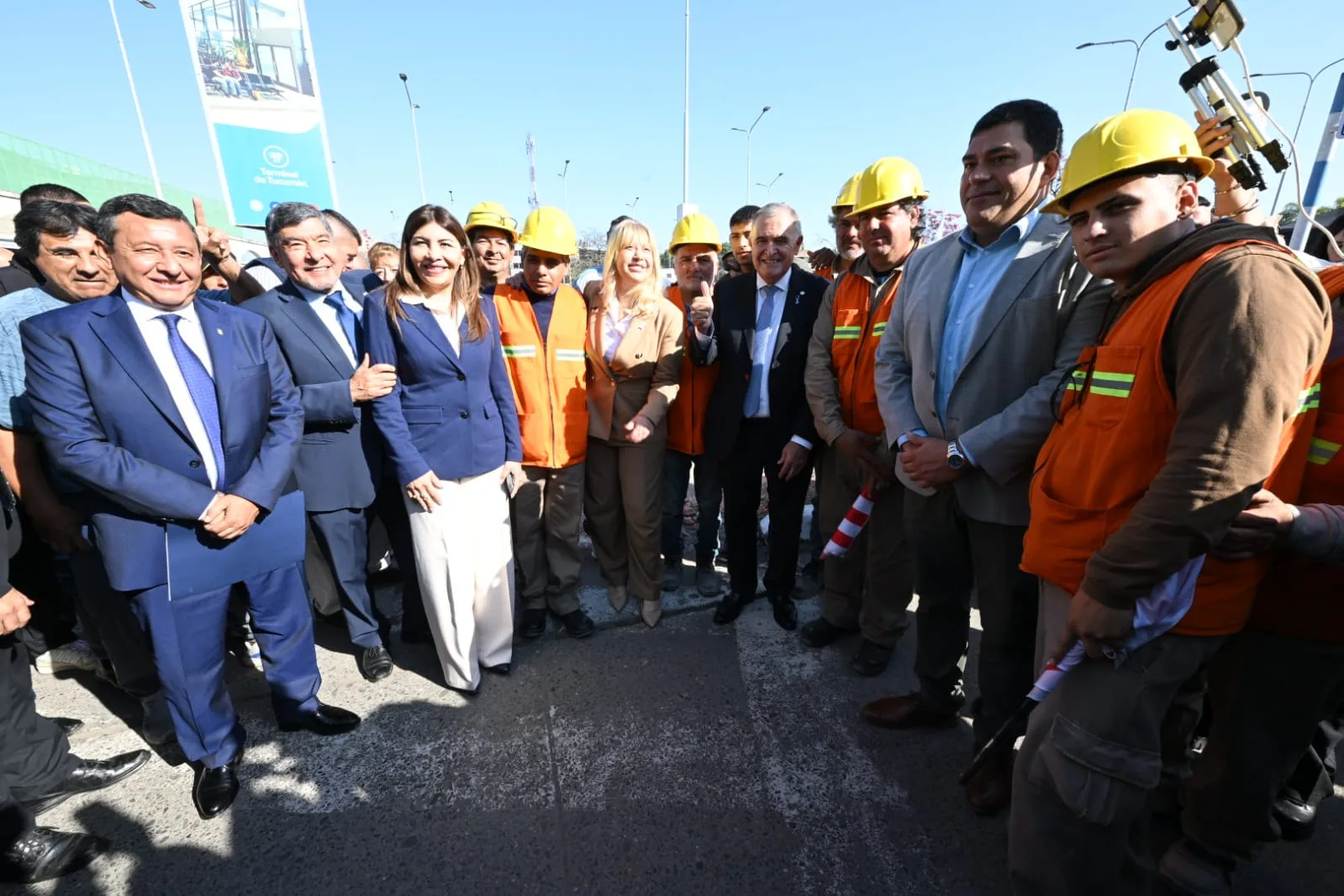 Jaldo inaugura obras de la nueva Terminal de Tucumán Bernabé Aráoz