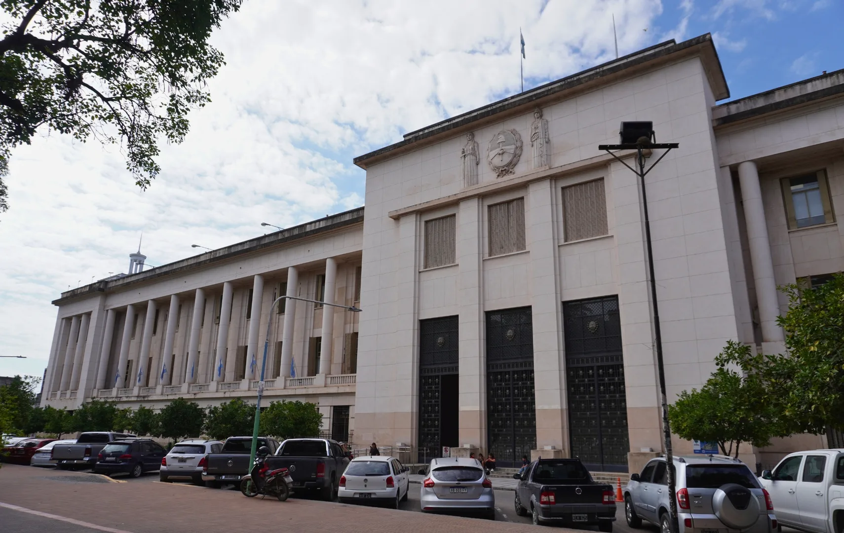 Nepotismo judicial en Tucumán: la nueva camada de 14 jueces tiene lazos de sangre y política