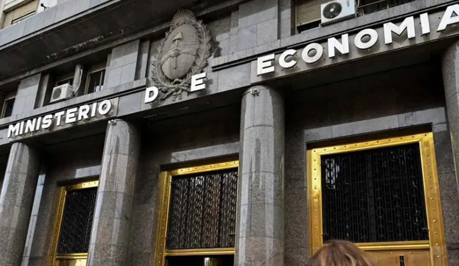 Economía fija las pautas de inversión de los fondos de asistencia laboral