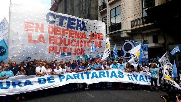 Paro universitario nacional: sin clases este miércoles en Tucumán por reclamo salarial