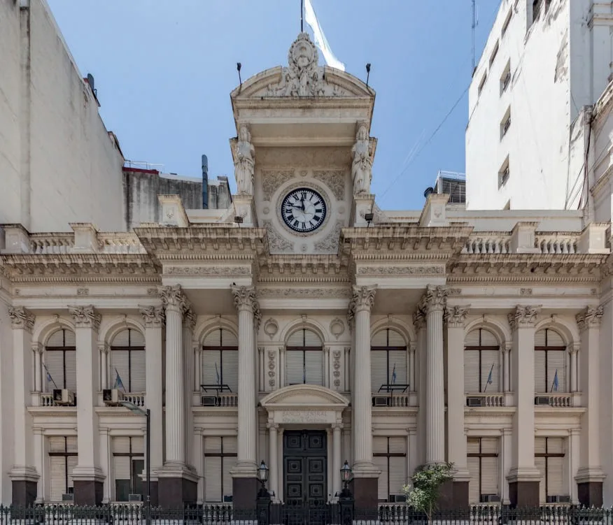El BCRA admitió que la economía crece más lento de lo esperado