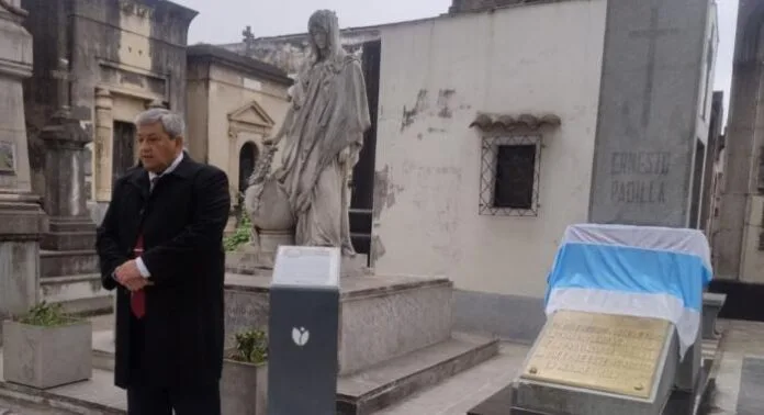 El desmanejo de la Caja Popular no perdona ni a su extinto fundador