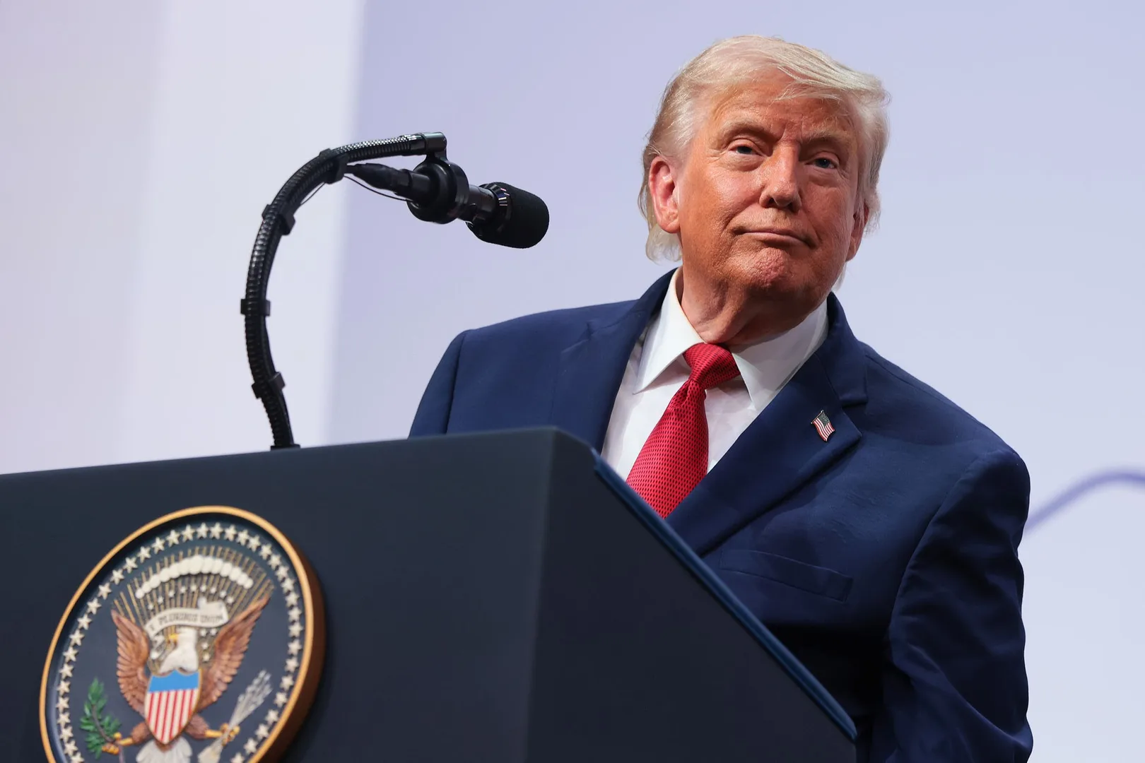 Trump admitió que podría retirar el apoyo a Gran Bretaña en la disputa con Argentina por Malvinas