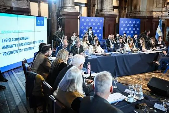 El oficialismo postergó el dictamen del super-RIGI en el Senado