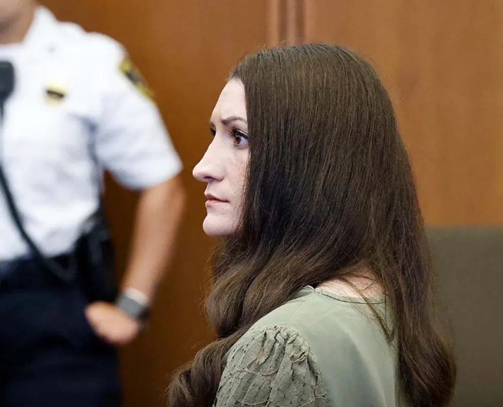 Qué le espera a Lindsay Clancy tras la nulidad de su juicio en Massachusetts