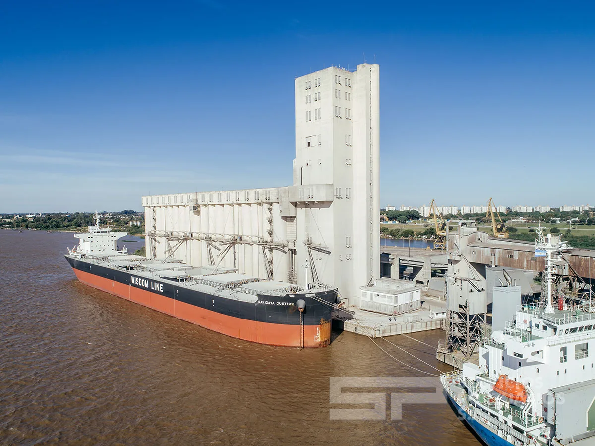 Licitan ampliación de accesos viales y ferroviarios al puerto de Rosario