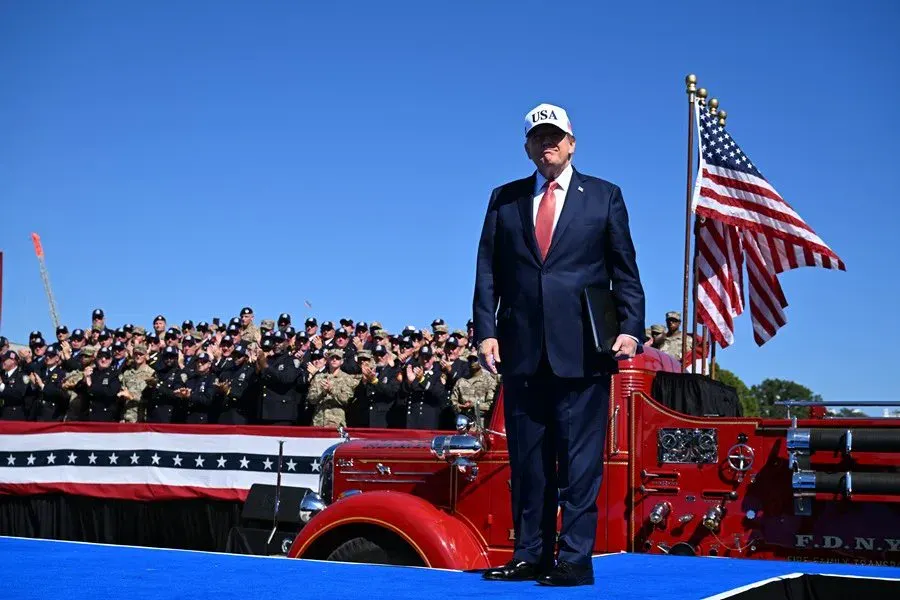 Trump encabeza el homenaje en el Pentágono a 25 años del 11-S