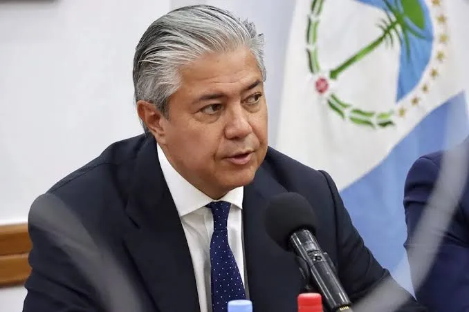Figueroa envió a la Legislatura el acuerdo con petroleras por US$177 millones para rutas de Vaca Muerta